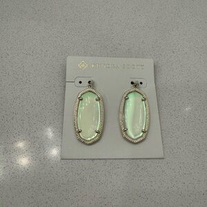 Kendra Scott Elle Gold Earrings